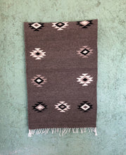 Load image into Gallery viewer, Handwoven Chatino wool rug, natural organic sheeps wool, neutral colors.